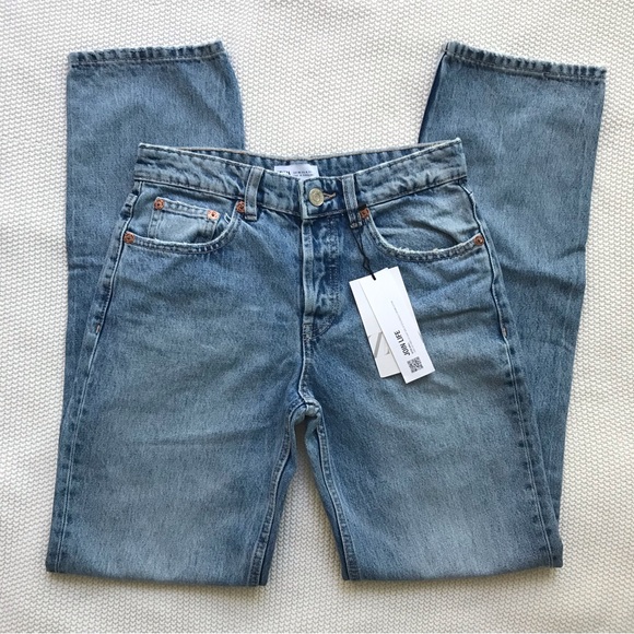 NWT Zara Straight Leg Jeans, Sz 4 - Picture 2 of 6
